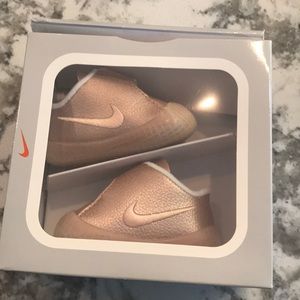 Infant Nike shoes